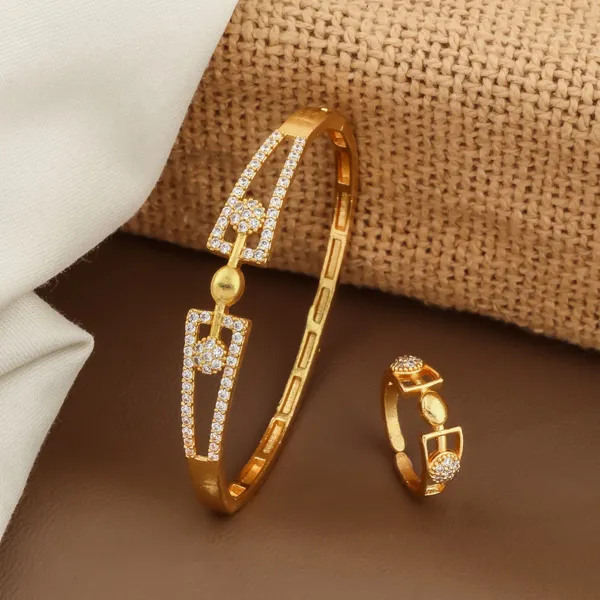 Gold_Plated_Rectangular_Crystal_Embellished_Bracelet_And_Ring_Set