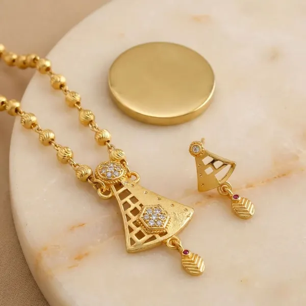 Gold_Toned_Traditional_Triangle_Pendant_Necklace_Set_With_Earrings
