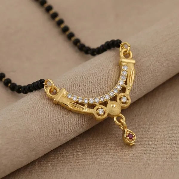 Elegant_Black_Beaded_Gold_Pendant_Mangalsutra_Necklace