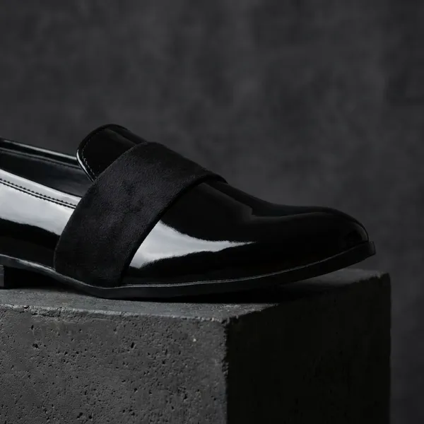 Black_Glossy_Patent_With_Suede_Strap_Detail_Shoes_For_Men