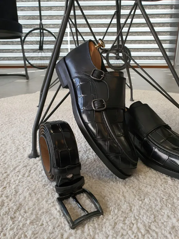 Black_Matt_&_Croc_Leather_Double_Buckle_Monk_Shoes_For_Men