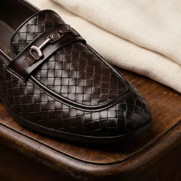 Brown_Woven_Leather_With_Metal_Buckle_Detail_Shoes_For_Men