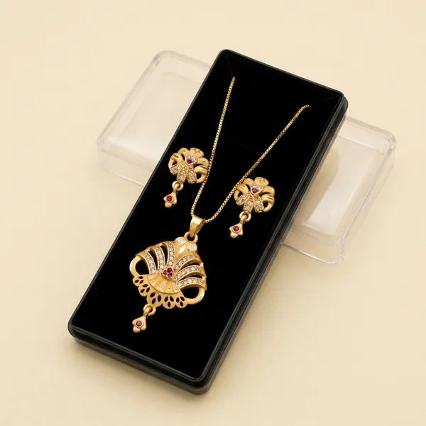 Golden_Floral_Pendant_Necklace_Set_With_Matching_Earrings