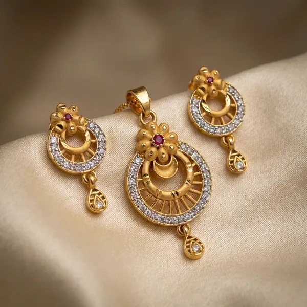 Gold_Toned_Necklace_And_Earring_Set_With_Red_And_White_Stones
