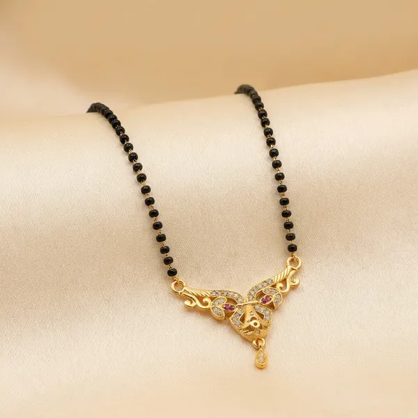 Black_Beaded_Mangalsutra_Necklace_With_Golden_Filigree_Pendant