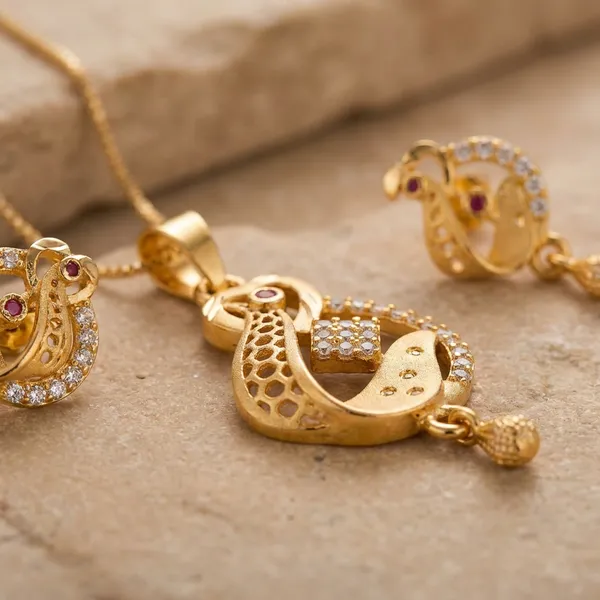 Elegant_Golden_Peacock_Pendant_Necklace_Set_With_Matching_Earrings