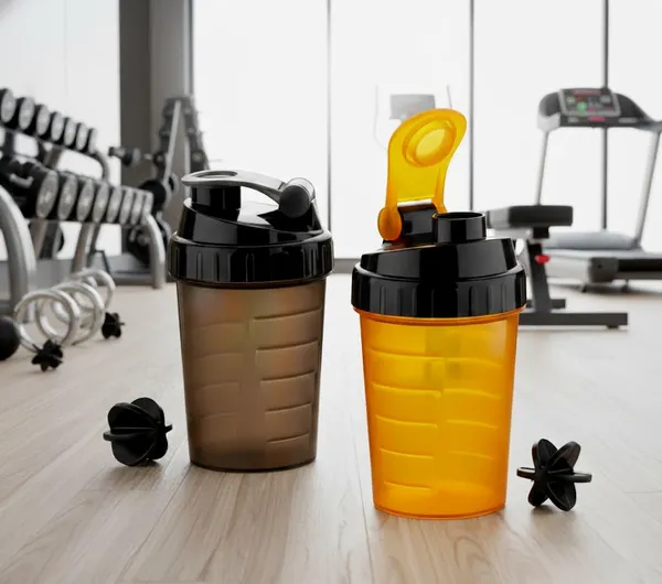 Multicolor_Modern_Protein_Shaker_Bottle_For_All