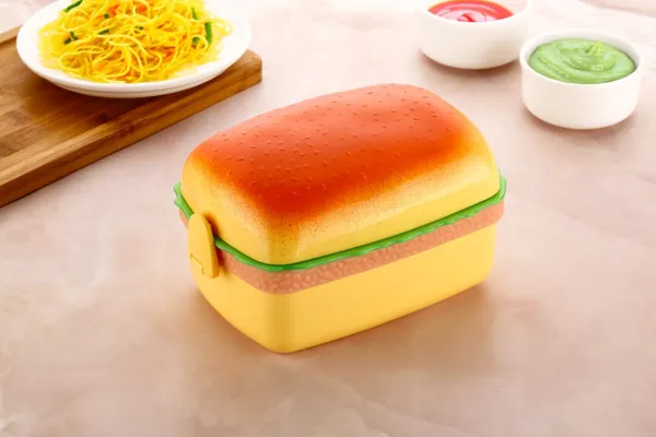 Multicolor_Plastic_Mad_Wolf_Square_3_Containers_Sandwich_Burger_Shape_Tiffin_Lunch_Box_With_Spoon