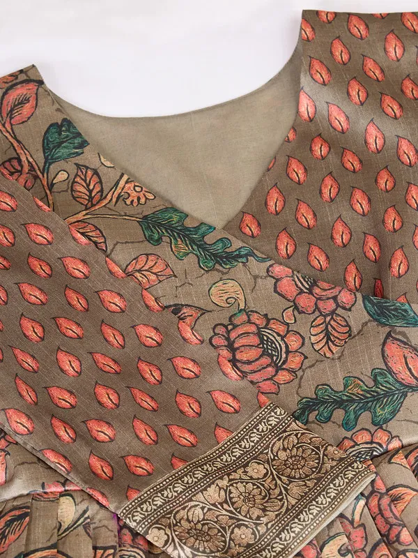 Grey_Silk_Blend_Kalamkari_Print_Ethnic_Dresses_Gown_For_Women