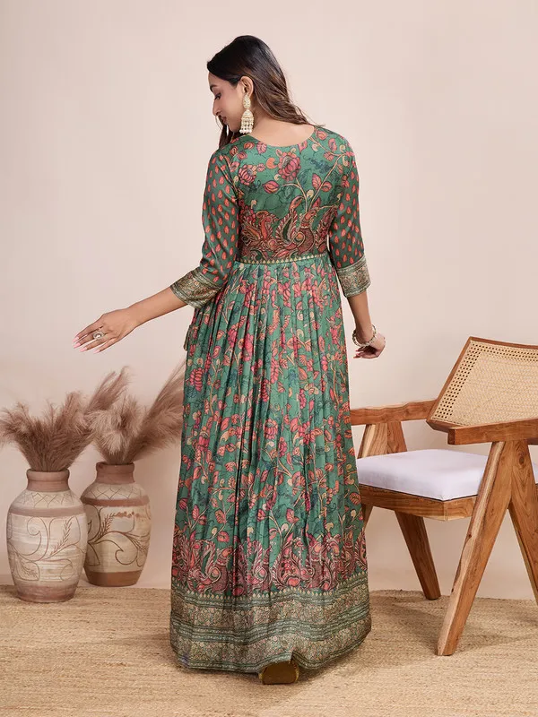 Green_Silk_Blend_Kalamkari_Print_Ethnic_Dresses_Gown_For_Women