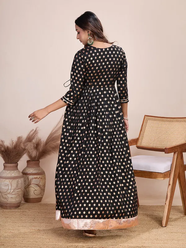 Black_Silk_Blend_Zari_Weaving_Polka_Dot_Ethnic_Dresses_Gown_For_Women