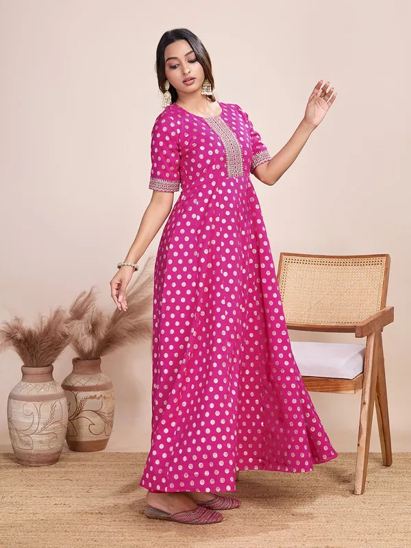 Pink_Silk_Blend_Zari_Weaving_Polka_Dot_Ethnic_Dresses_Gown_For_Women