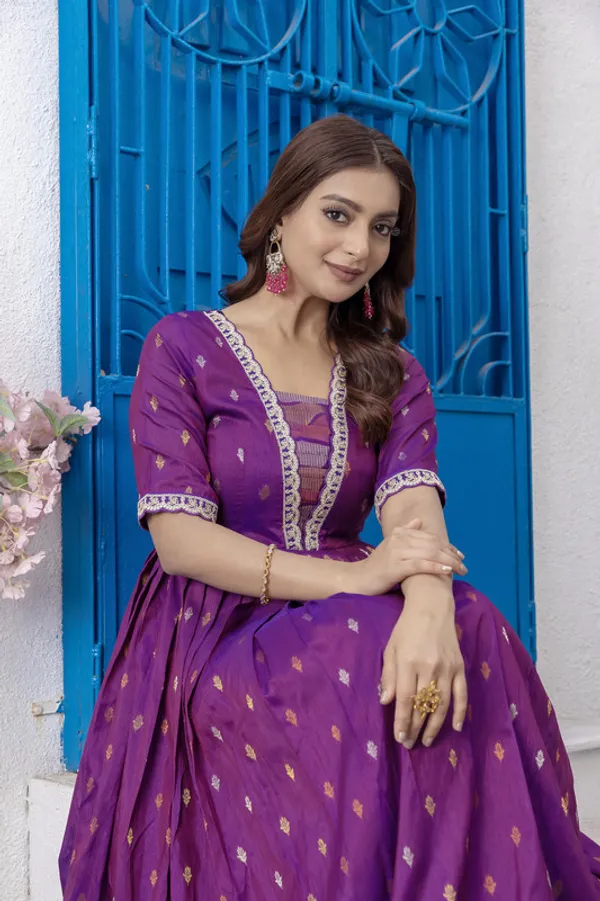 Wine_Craft_Silk_Woven_Embroidery_Lace_Ethnic_Dresses_Gown_For_Women