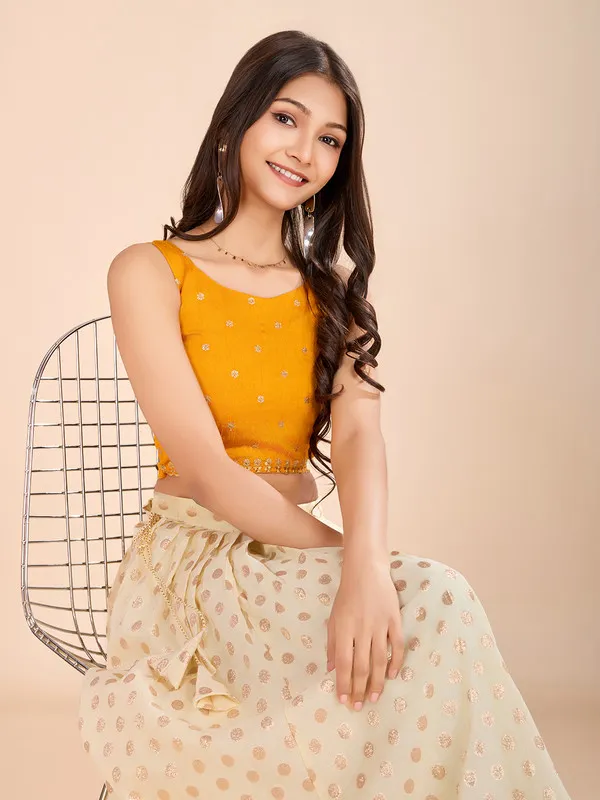 Yellow_Viscose_Butti_Embroidery_Zari_Weaving_Lehenga_Choli_For_Girls