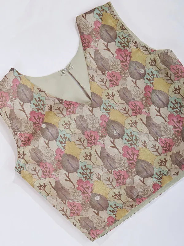 Grey_Tussar_Silk_Kantha_Embroidery_Printed_Lehenga_Choli_For_Girls