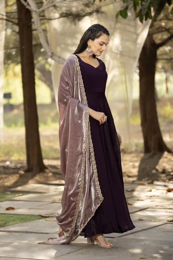 Wine_Space_Silk_Work_And_Scallop_Lace_Ethnic_Dresses_Gown_For_Women