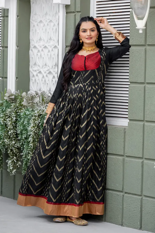 Black_Soft_Silk_Zari_Weaving_Ethnic_Dresses_Gown_For_Women