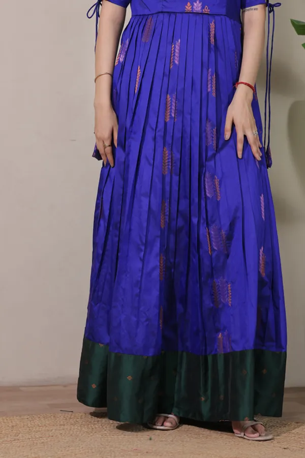 Royal_Blue_Soft_Silk_Woven_Ethnic_Dresses_Gown_For_Women