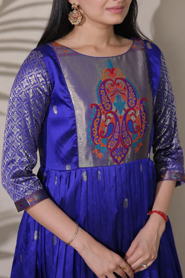 Violet_Soft_Silk_Zari_Weaving_Ethnic_Dresses_Gown_For_Women