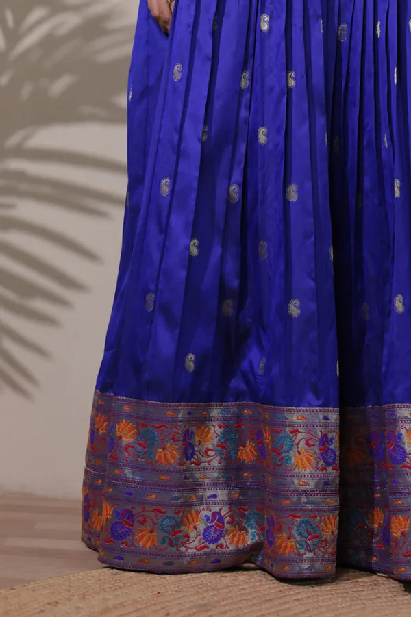Violet_Soft_Silk_Zari_Weaving_Ethnic_Dresses_Gown_For_Women