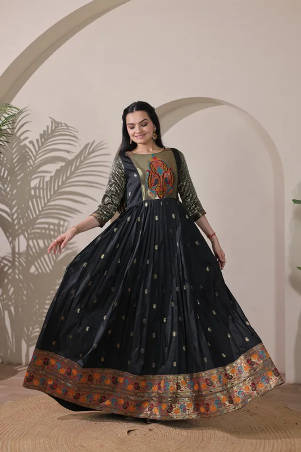 Black_Soft_Silk_Zari_Weaving_Ethnic_Dresses_Gown_For_Women