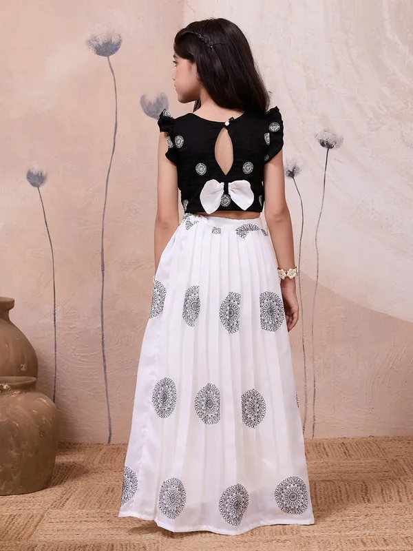 Black_Silk_Blend_Mandala_Art_Lehenga_Choli_For_Girls