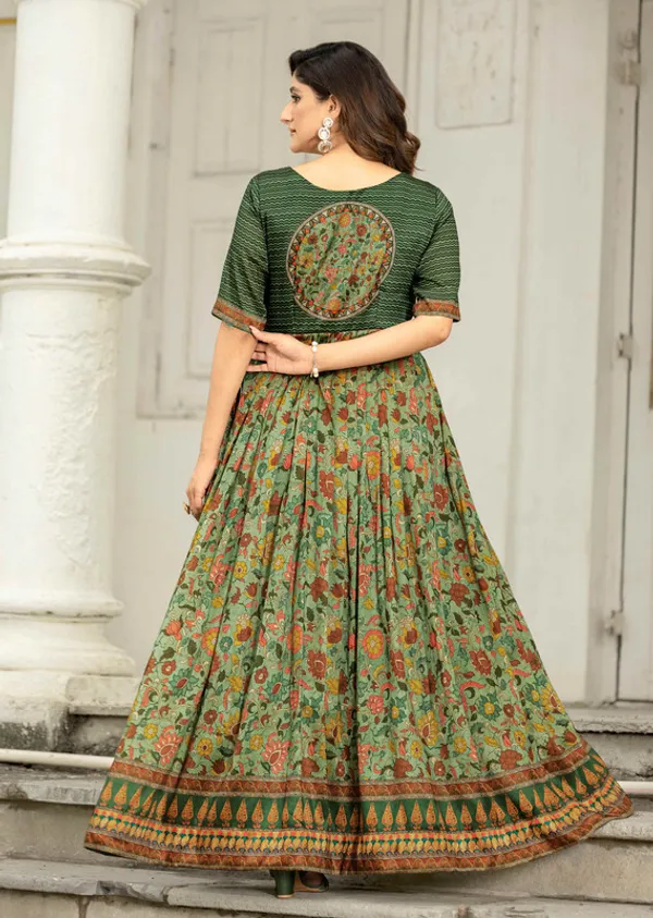 Green_Silk_Blend_Printed_Ethnic_Dresses_Gown_For_Women
