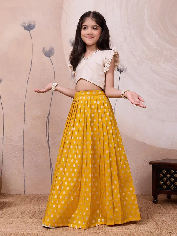 Yellow_Viscose_Woven_Lace_Lehenga_Choli_For_Girls