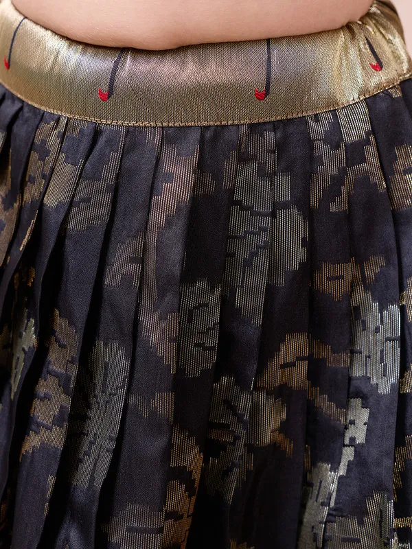 Black_Silk_Blend_Woven_Lehenga_Choli_For_Girls
