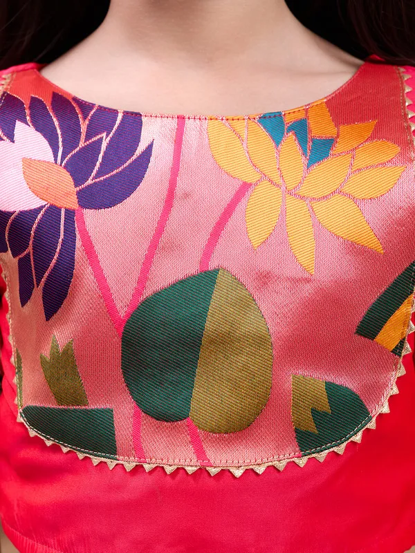 Pink_Silk_Blend_Woven_Lehenga_Choli_For_Girls