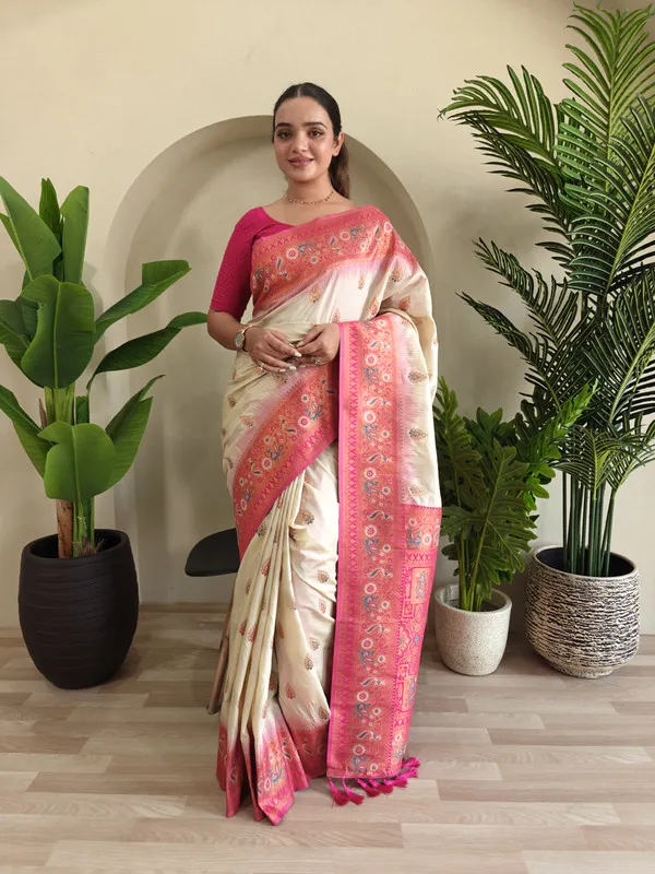Cream_Paithani_Silk_Weaving_Saree_For_Women