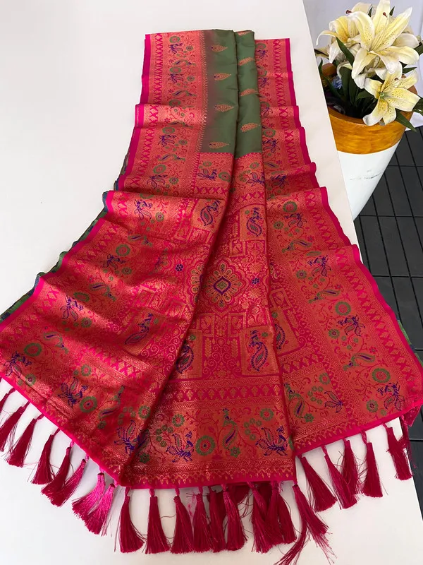 Mehendi_Paithani_Silk_Weaving_Saree_For_Women