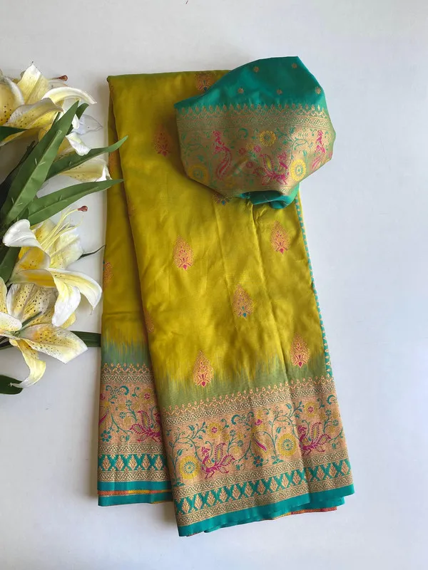 Pista_Paithani_Silk_Weaving_Saree_For_Women