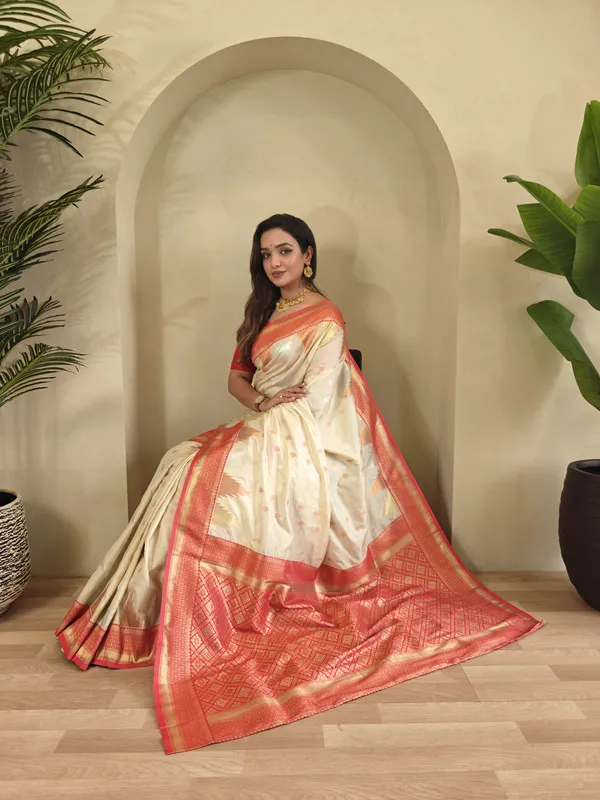 Cream_Silk_Weaving_Saree_For_Women