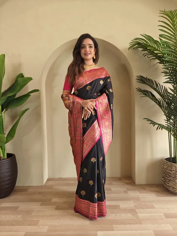 Black_Banarasi_Silk_Weaving_Saree_For_Women