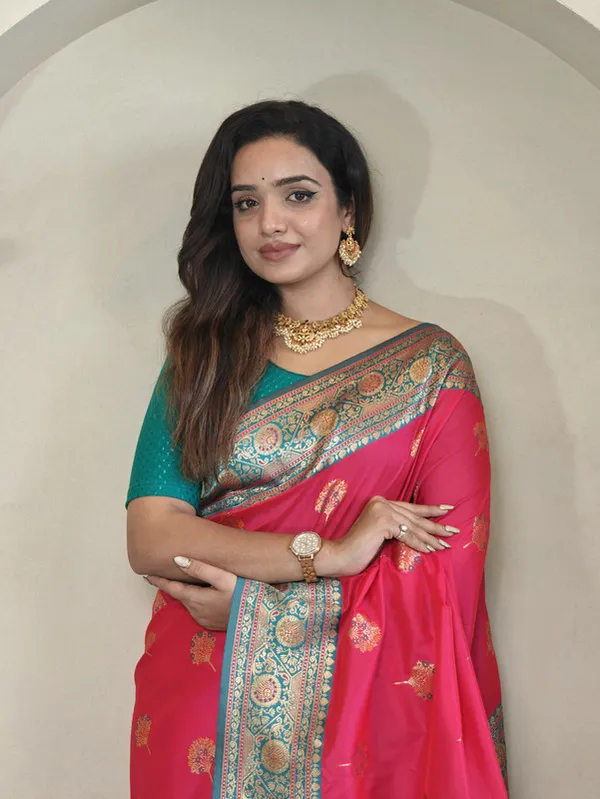 Pink_Banarasi_Silk_Weaving_Saree_For_Women