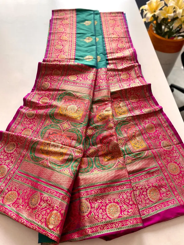 Rama_Banarasi_Silk_Weaving_Saree_For_Women
