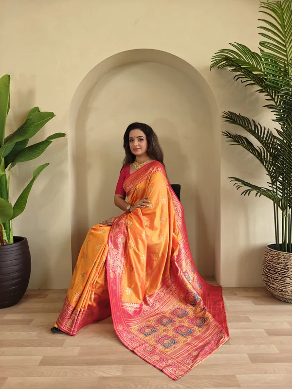 Yellow_Banarasi_Silk_Weaving_Saree_For_Women