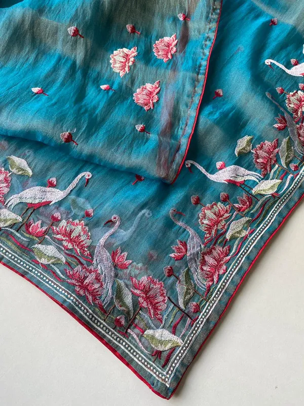 Firozi_Gabanna_Silk_Weaving_Saree_For_Women