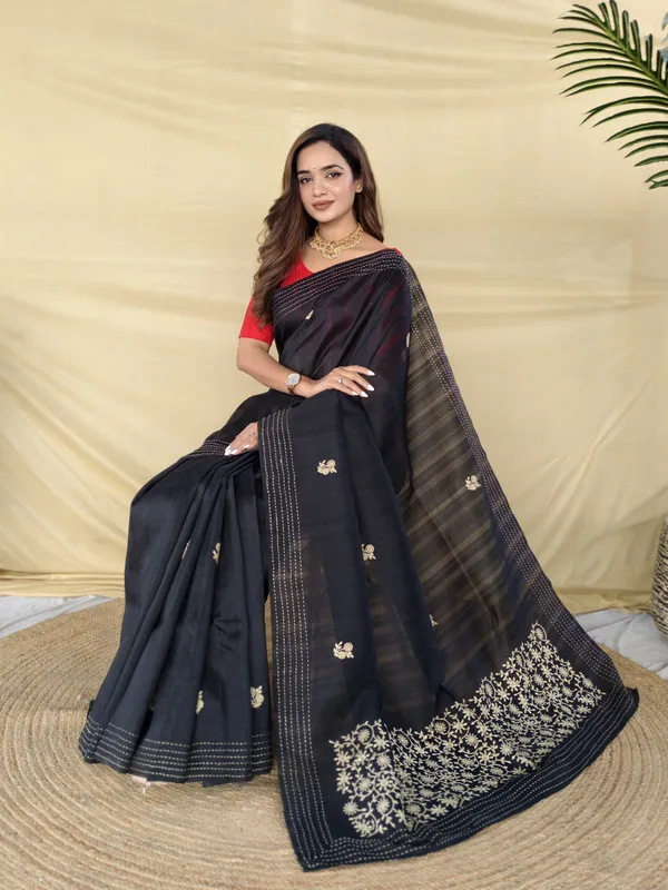 Black_Matka_Silk_Woven_Embroidery_Saree_For_Women