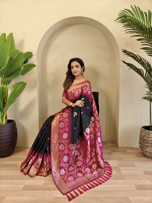 Black_Silk_Zari_Weaving_Saree_For_Women