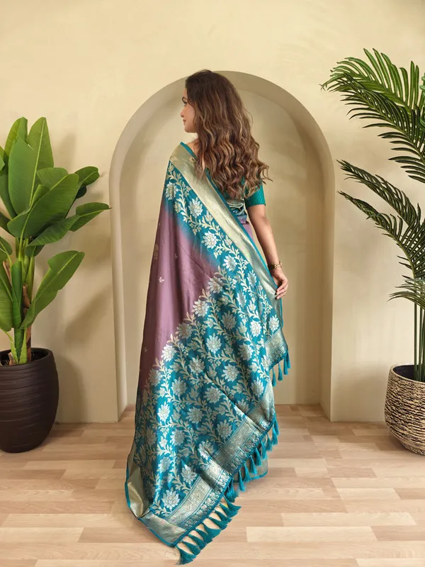 Dark_Lavender_Silk_Zari_Weaving_Saree_For_Women