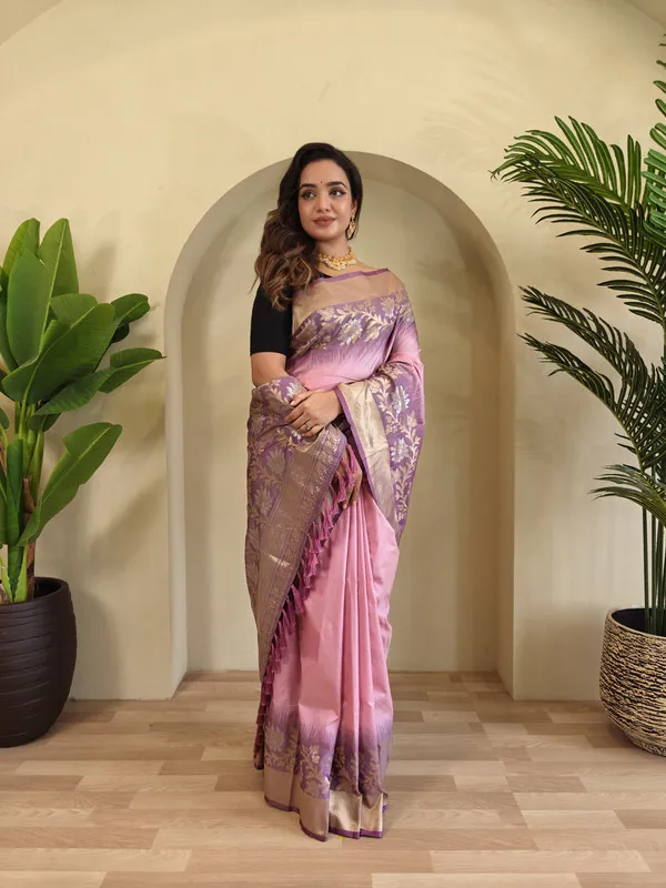 Light_Pink_Silk_Zari_Weaving_Saree_For_Women