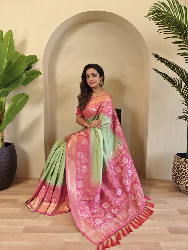 Parrot_Green_Silk_Zari_Weaving_Saree_For_Women