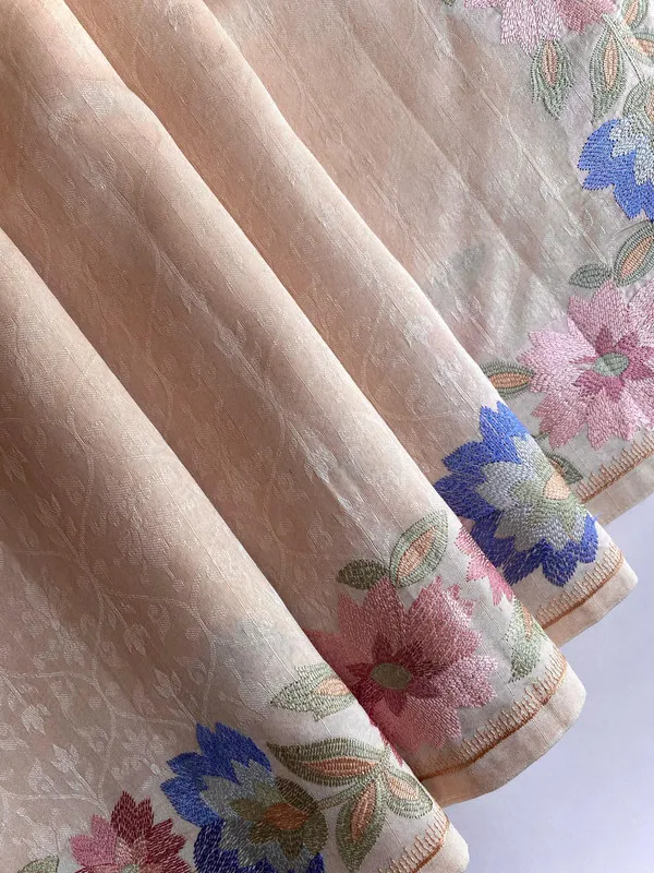 Cream_Tussar_Silk_Embroidery_Saree_For_Women