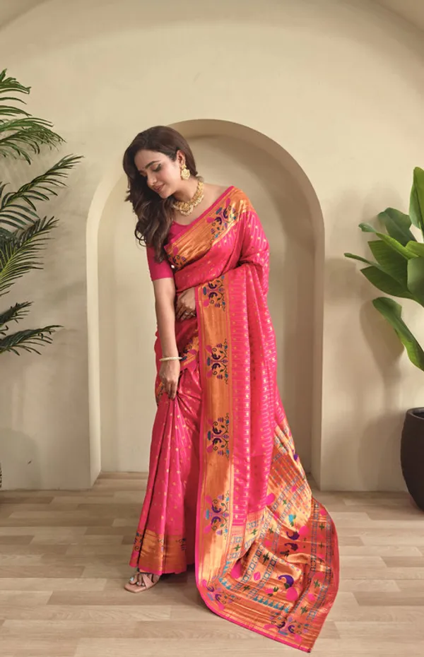 Pink_Soft_Paithani_Silk_Weaving_Saree_For_Women