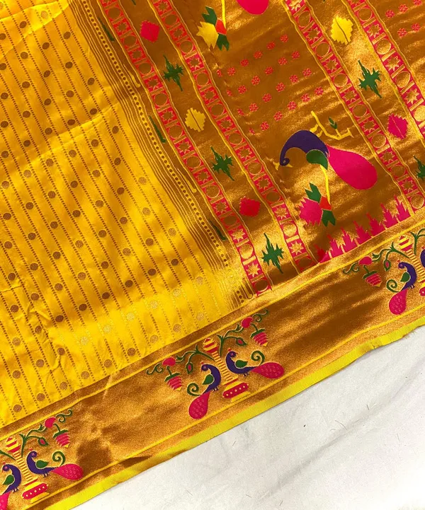 Yellow_Soft_Paithani_Silk_Weaving_Saree_For_Women