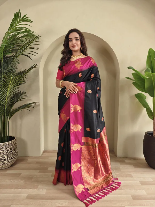 Black_Silk_Weaving_Saree_For_Women