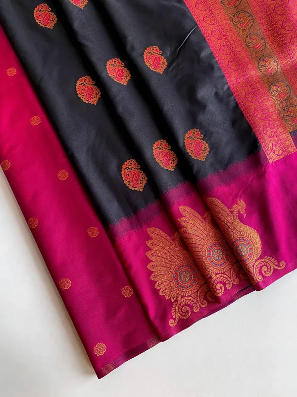 Black_Silk_Weaving_Saree_For_Women