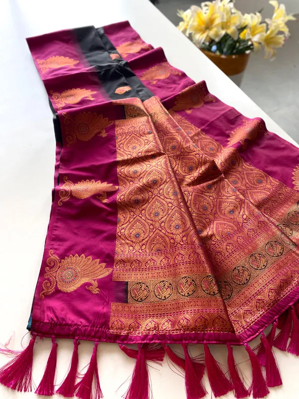 Black_Silk_Weaving_Saree_For_Women